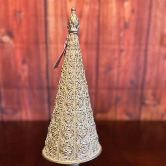 Vintage style Ornate Gold Plaster Decorative Cone Tree  Intricate Floral Pattern - Picture 1 of 7